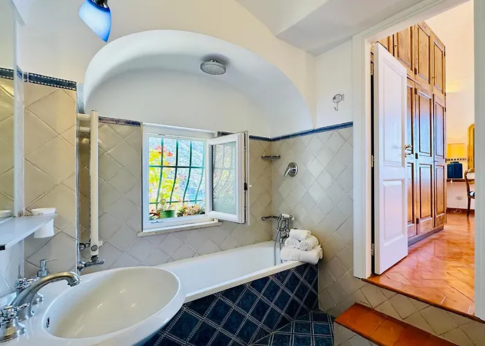 Yourhome - La Casa Di Chiara Nyaraló *