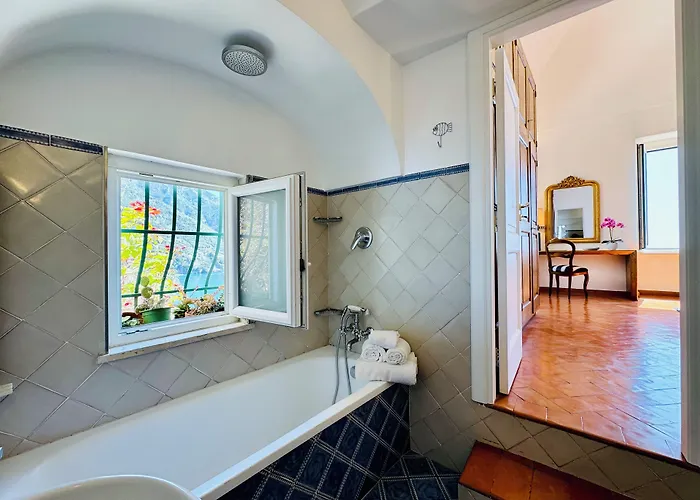 Yourhome - La Casa Di Chiara Nyaraló *